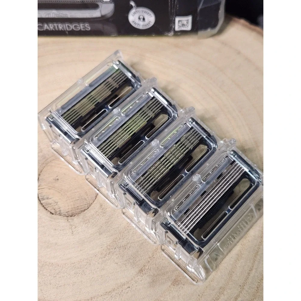 Gillette Labs Men's Razor Blade Refills with Exfoliating Bar, 4 Refills-SEE DESC